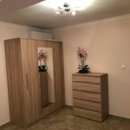 Doctor Oloriz,31,9 Apartment